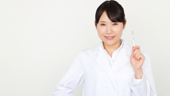 【一般・審美・予防の歯科衛生士】「京都駅」徒歩2分、年間休日125日、離職率低め、福利厚生充実、最新鋭のインプラント治療を行っている歯科医院です