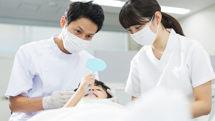 【一般・審美・小児の歯科衛生士】「東岸和田駅」、7日間の連続休暇あり、歯を健康に保つ歯科医院