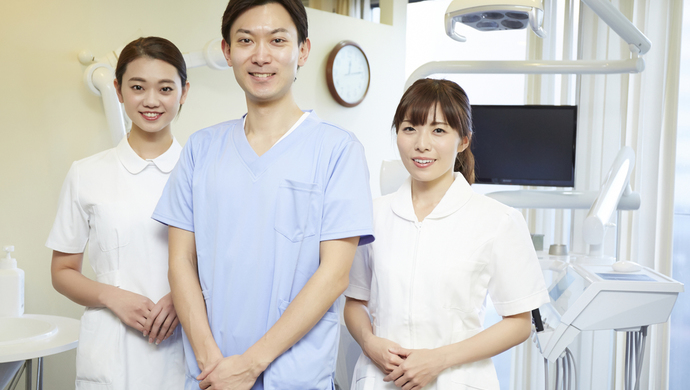 【一般・審美・小児・予防の歯科衛生士】「高田市駅」徒歩2分、”QOLを向上させる”歯科診療を提供
