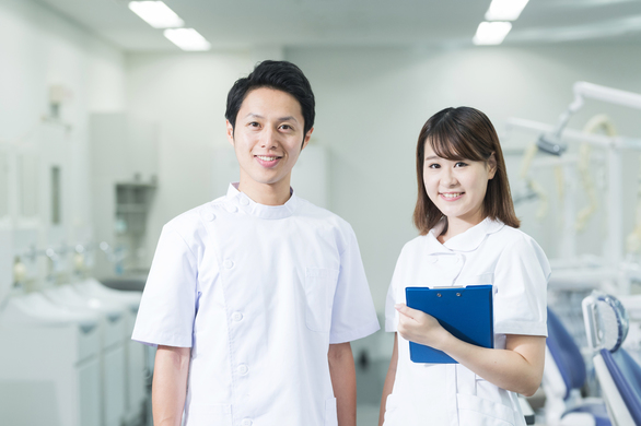 【一般・予防・小児・矯正・審美歯科の歯科衛生士】「岡本駅」徒歩9分、週休2.5日・年休130日でワークライフバランスのとれた働きやすい職場です
