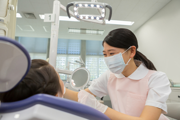 【一般・審美・矯正・小児の歯科衛生士】「宇野辺駅」8分、年間休日130日、商業施設の中にある新しい歯科医院です