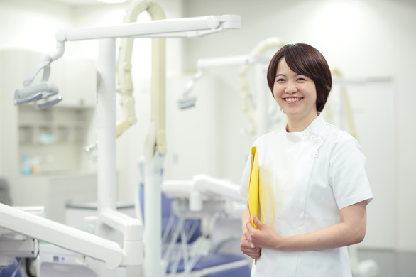 【一般・予防の歯科衛生士】「京都市役所前駅」徒歩1分、土日祝休み、患者様と二人三脚の診療