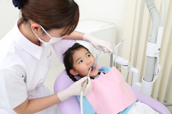 【一般・小児の歯科衛生士】「羽倉崎駅」徒歩7分、賞与あり、”歯医者嫌い”をなおす歯科医院